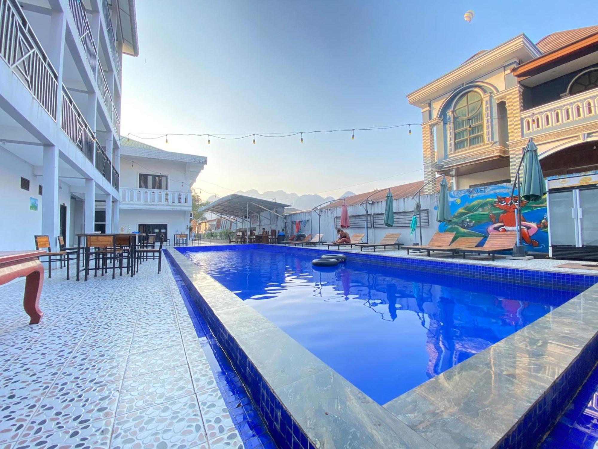 Vangvieng Charming Boutique Hotel Vang Vieng Exterior photo